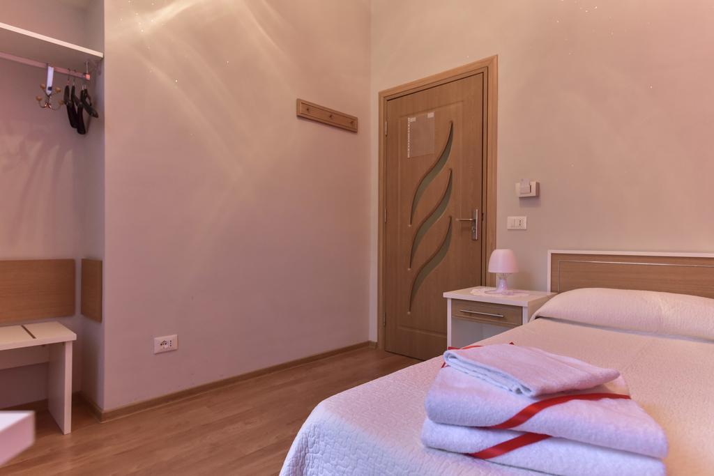 Claudia Suites Rzym Zewnętrze zdjęcie