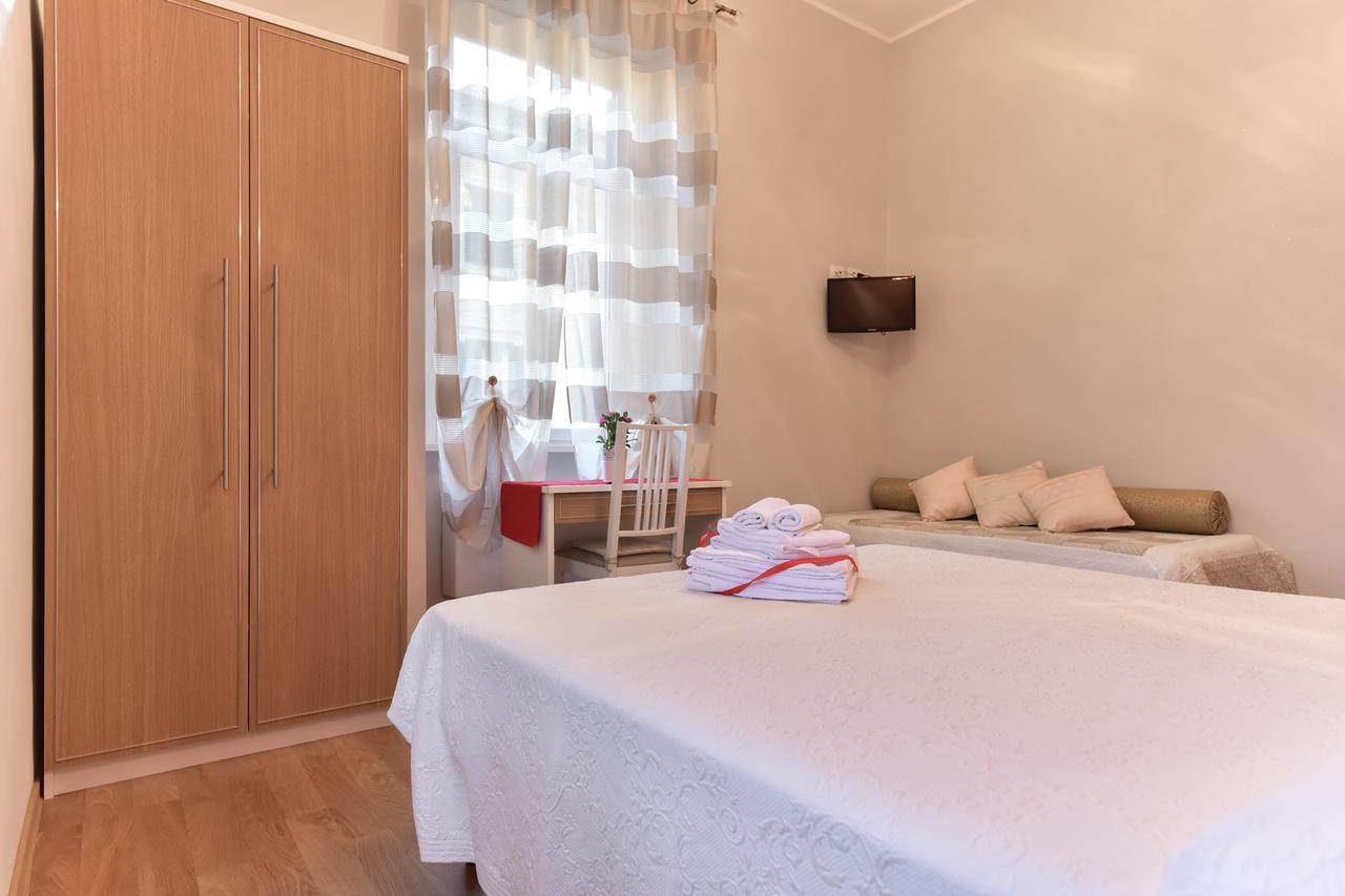 Claudia Suites Rzym Zewnętrze zdjęcie