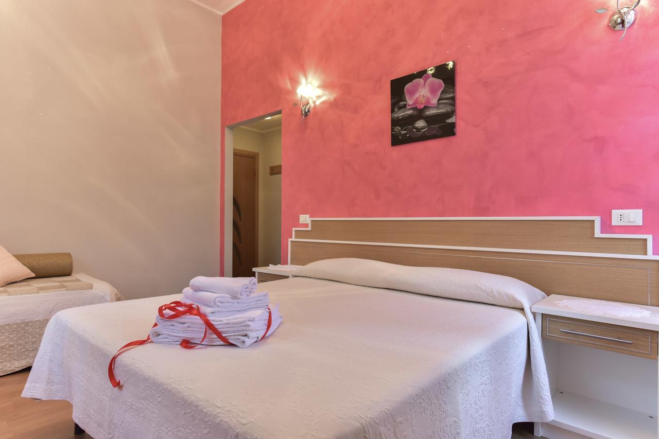 Claudia Suites Rzym Zewnętrze zdjęcie
